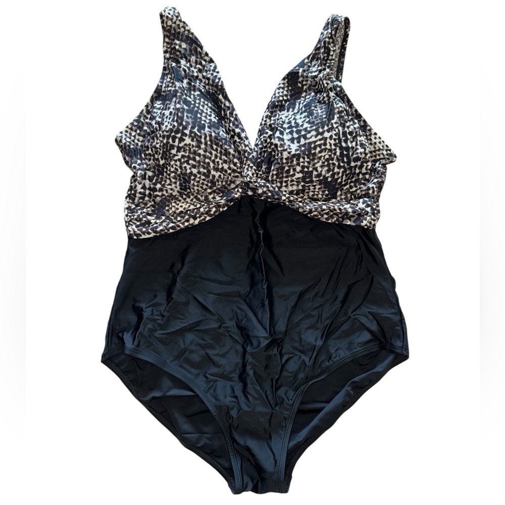 Caribbean Sand Black and White Snakeskin Print One Piece Swimsuit 20W